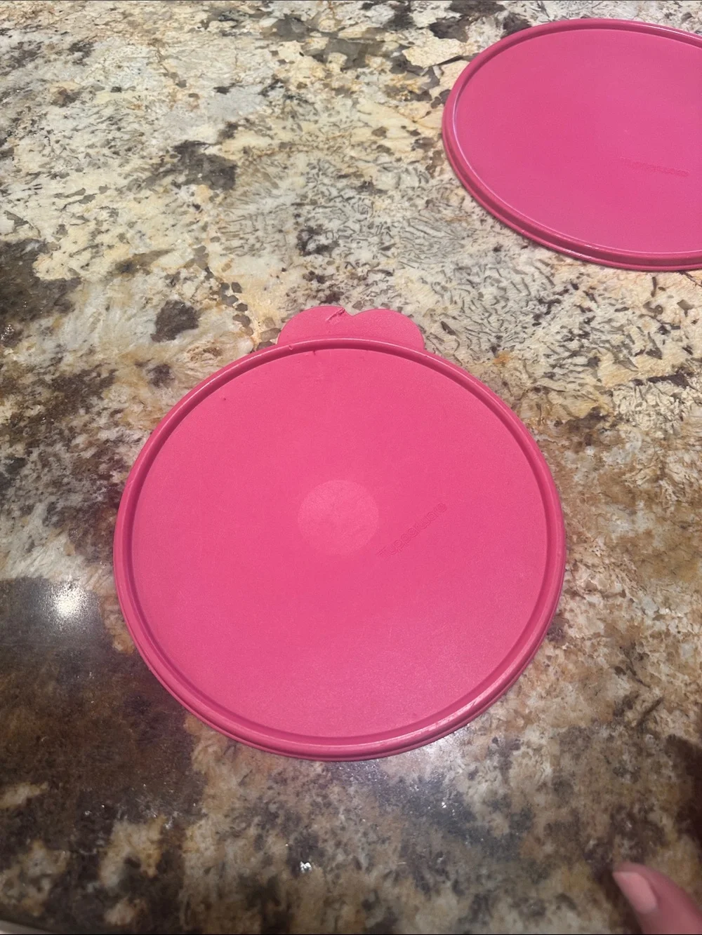 Tupperware White Round Lid/Container Base